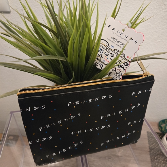 Friends TV Series Cosmetic Bag. • NEW w/Tag - Picture 4 of 10